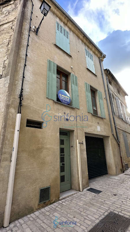 Maison à UZES