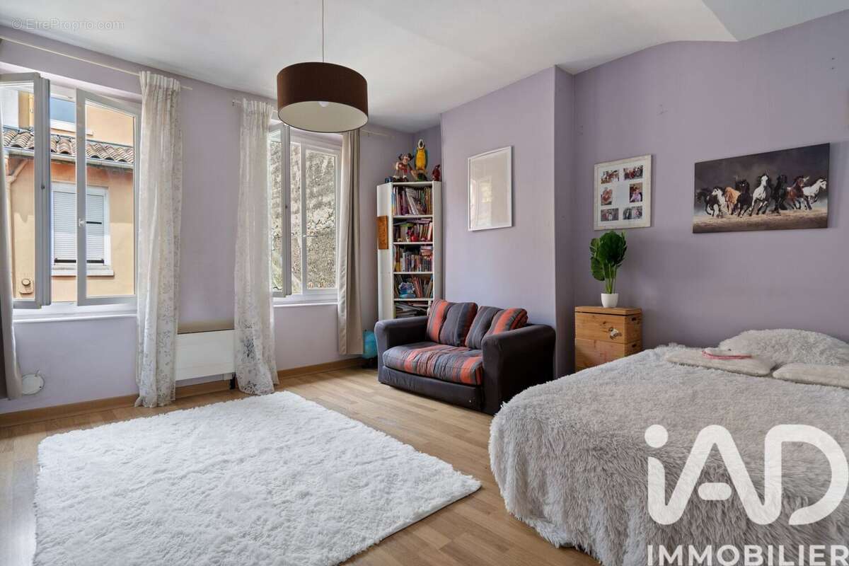 Photo 2 - Appartement à VILLEURBANNE