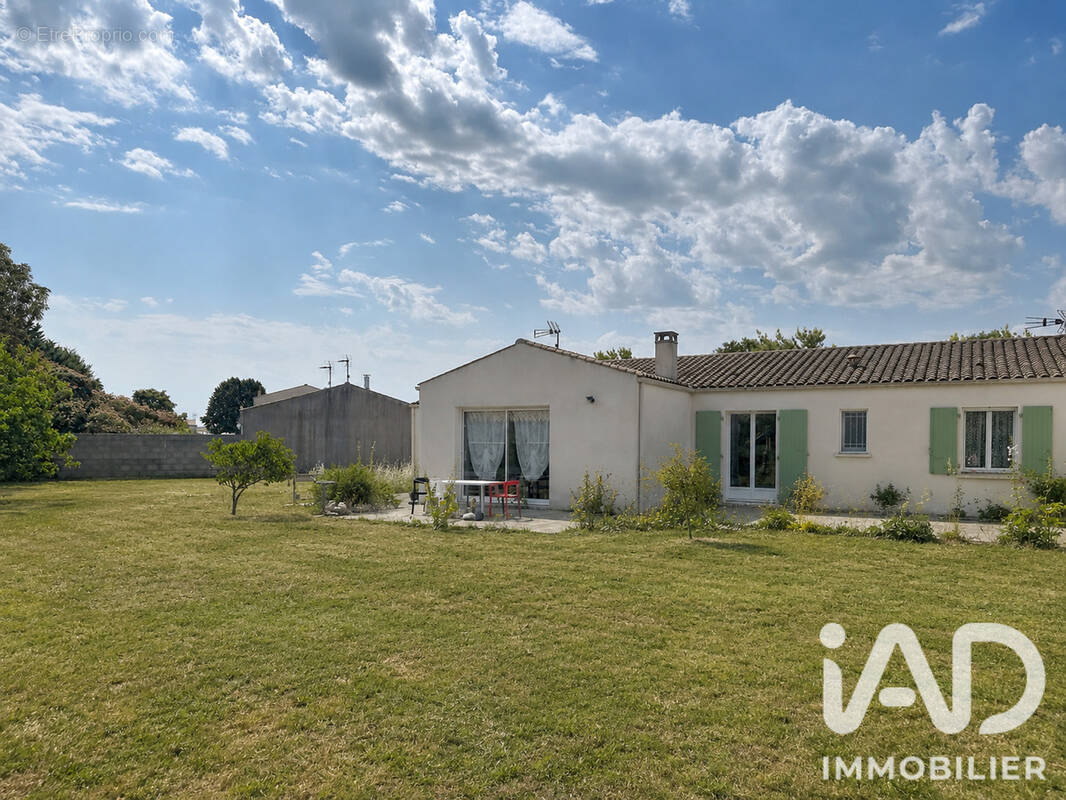 Photo 1 - Maison à ANGLIERS