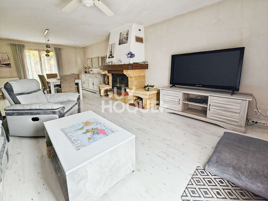 Maison à MARLES-EN-BRIE