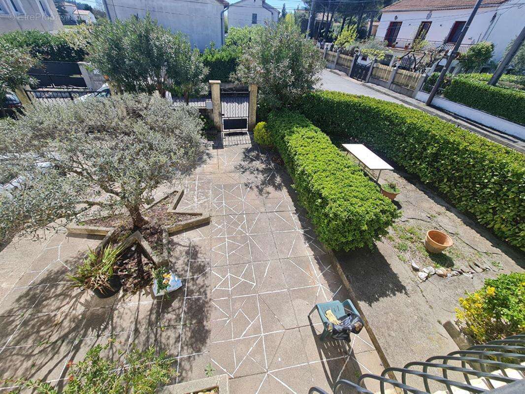 Maison à SAINT-MARTIN-DE-VALGALGUES