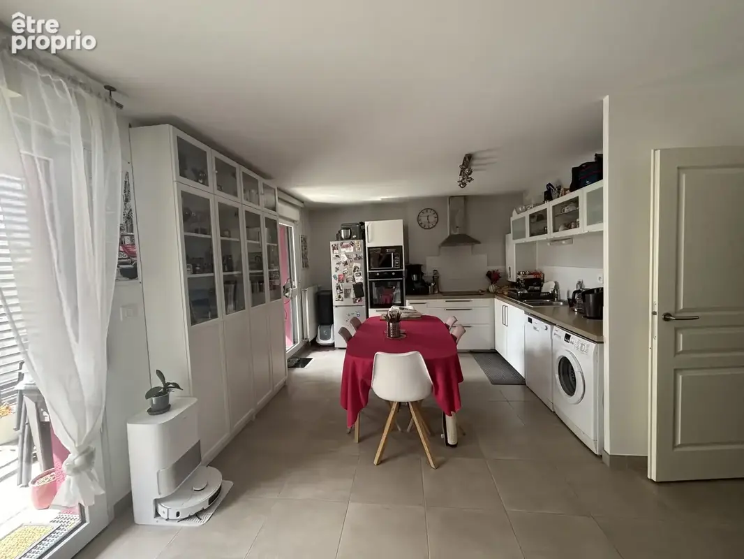 Appartement 58 m² à Cesson-Sevigne  - photo 1