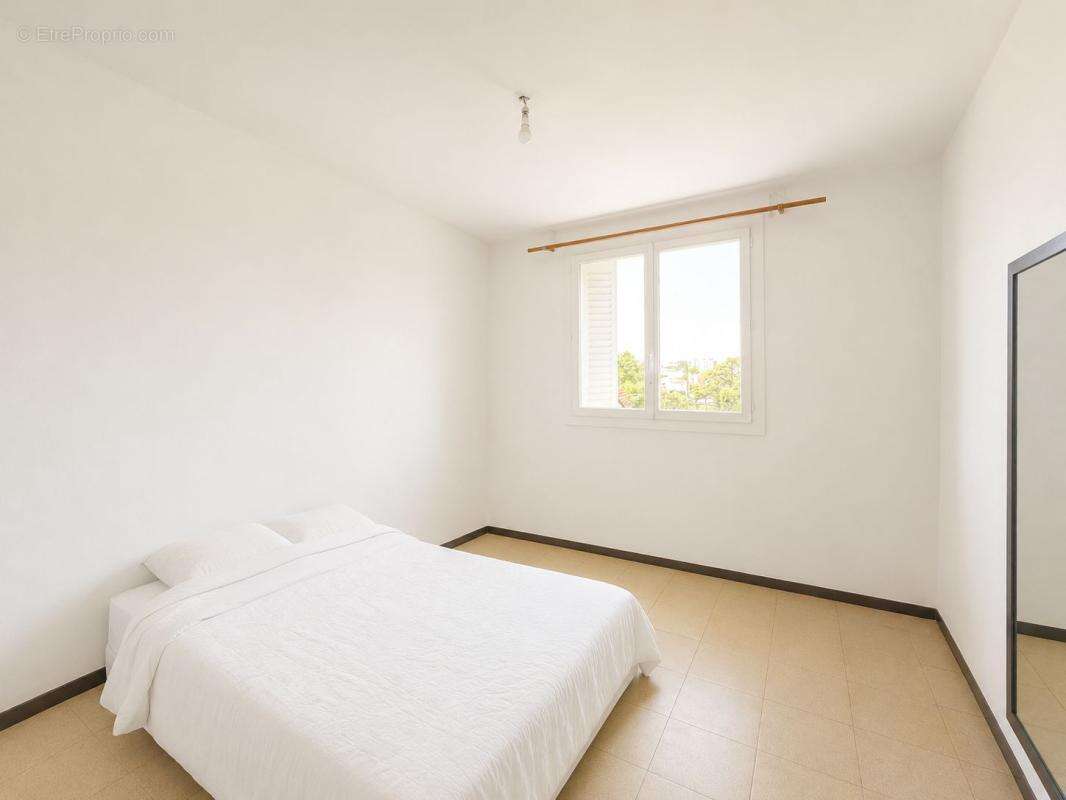 Appartement à MARSEILLE-9E