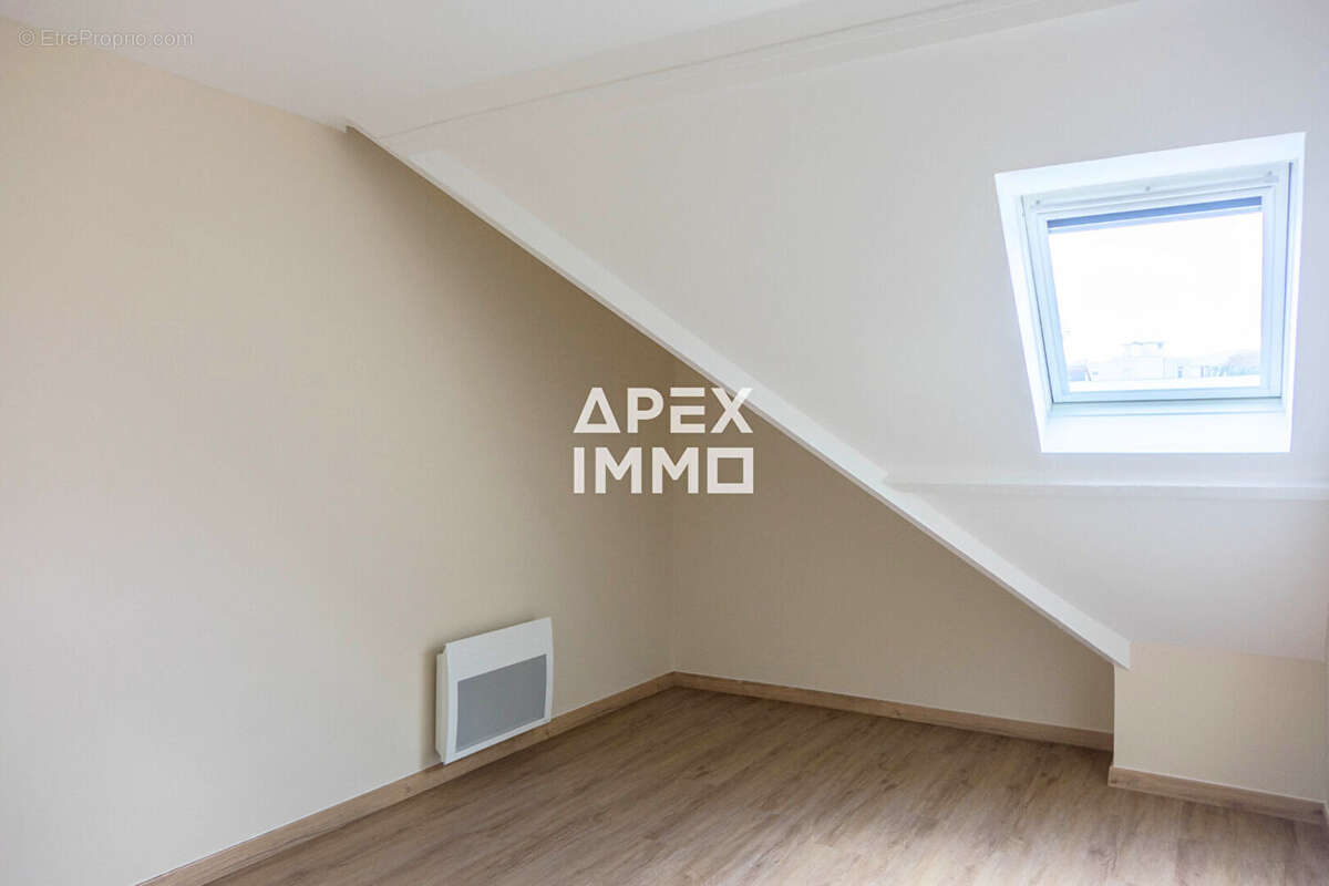 Maison à FLEURY-LES-AUBRAIS