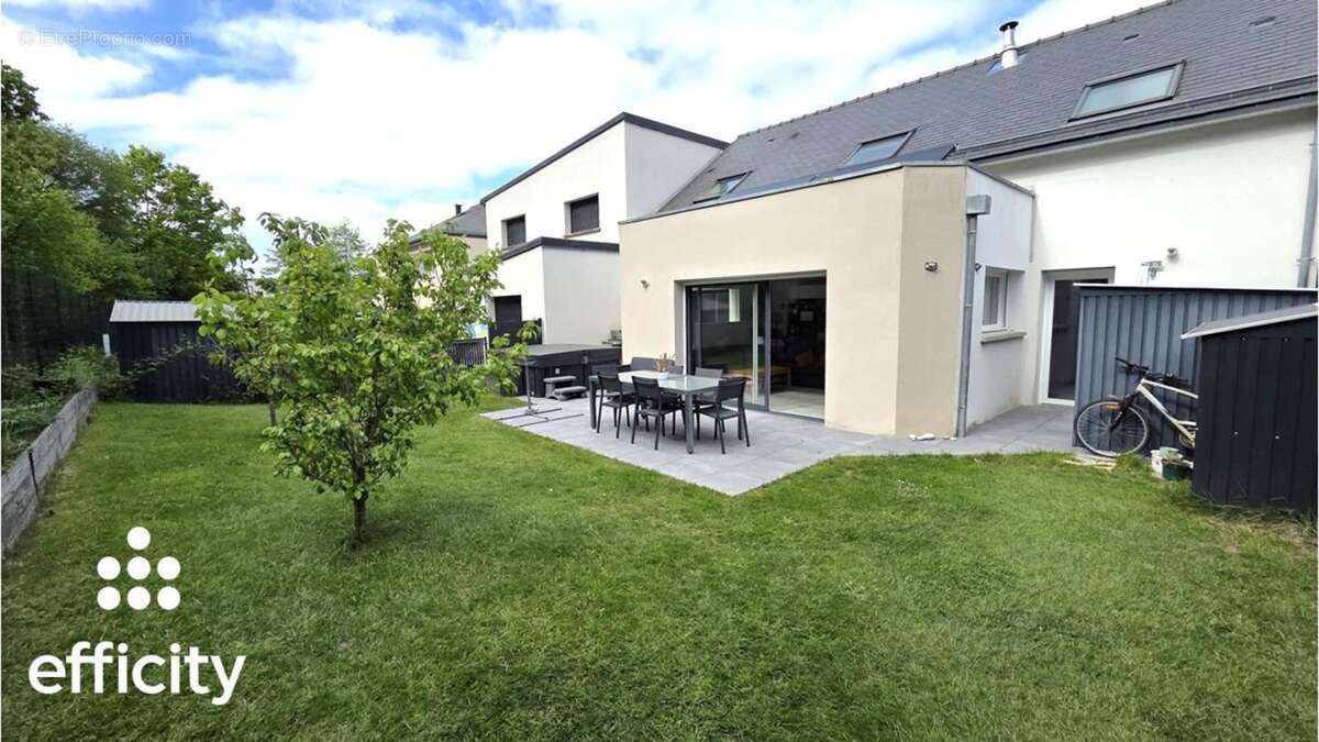 Maison à BRUZ