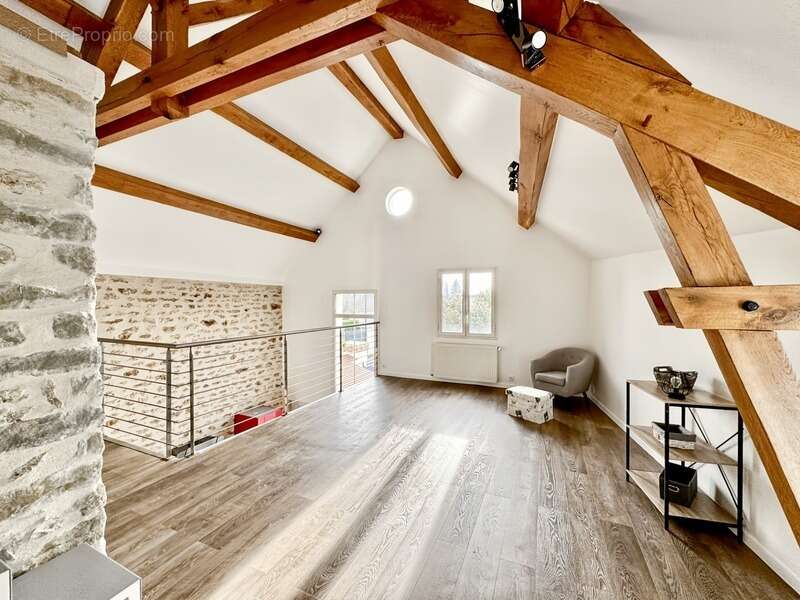 Maison à CHAUMES-EN-BRIE