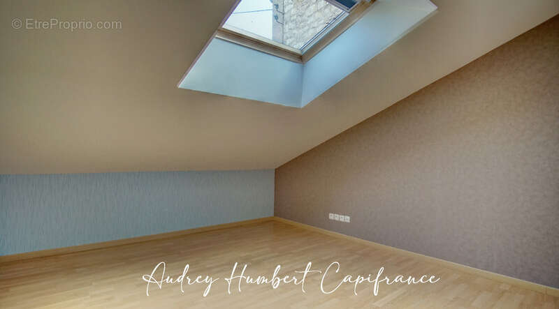 Maison à VIGNEULLES-LES-HATTONCHATEL