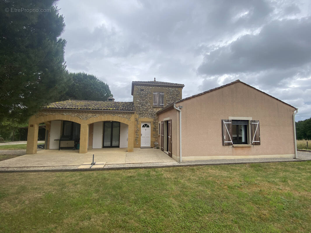 Maison à SALLES-DE-BELVES
