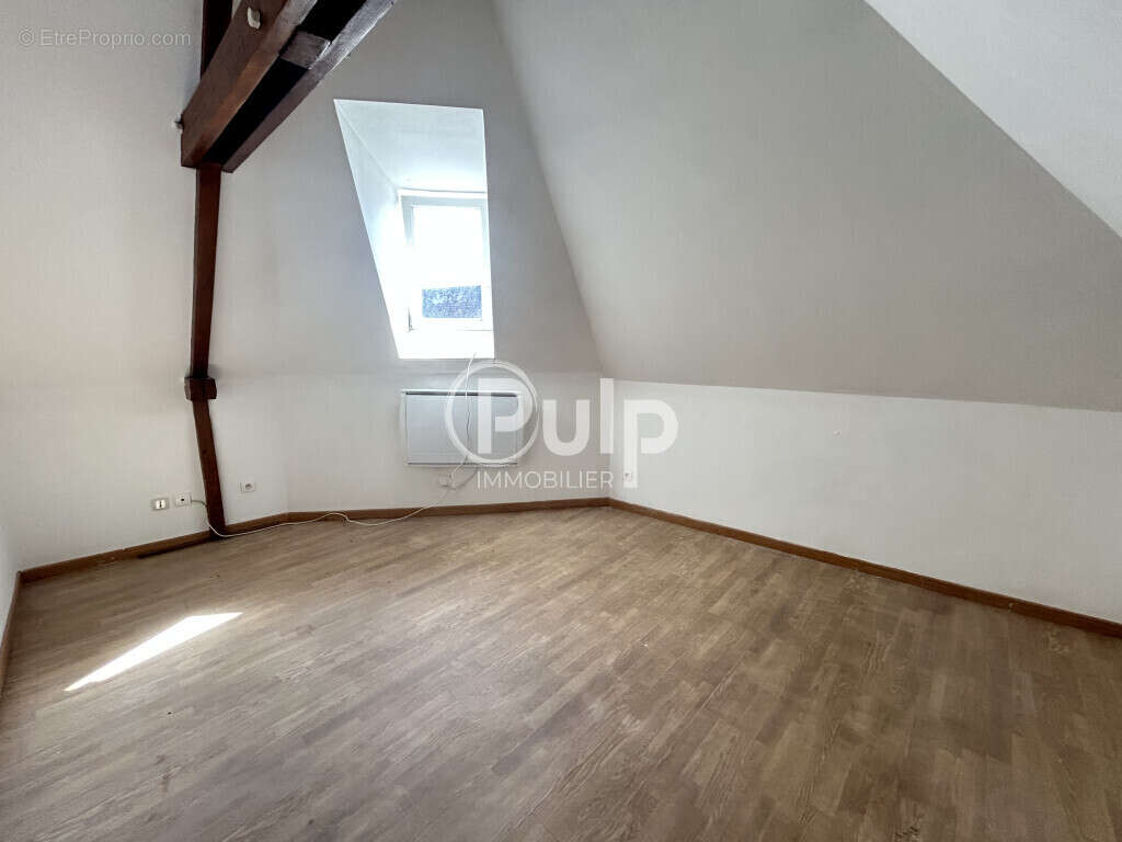 Appartement à PROVIN