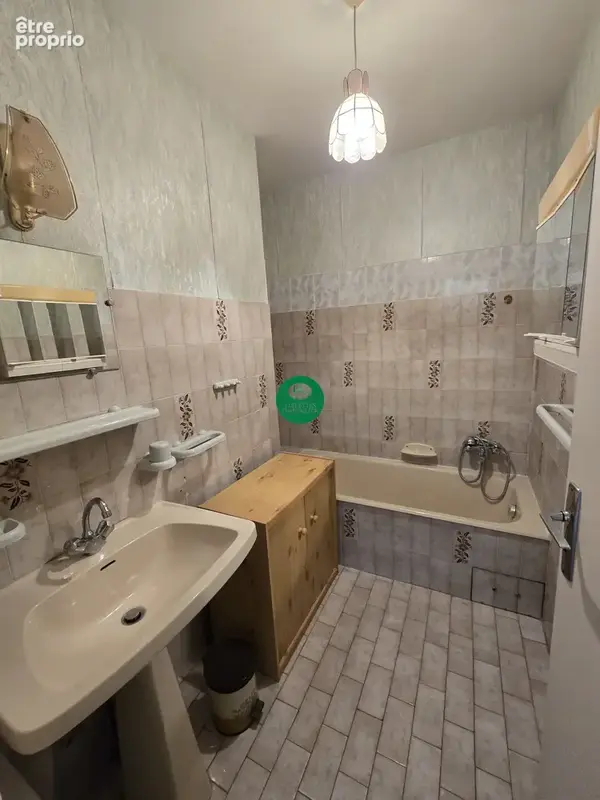 Appartement T2 avec garage et cave - photo 8