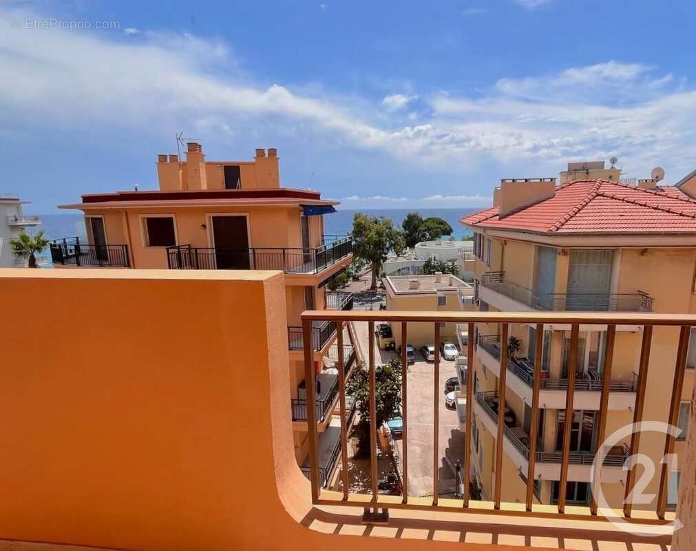 Appartement à ROQUEBRUNE-CAP-MARTIN