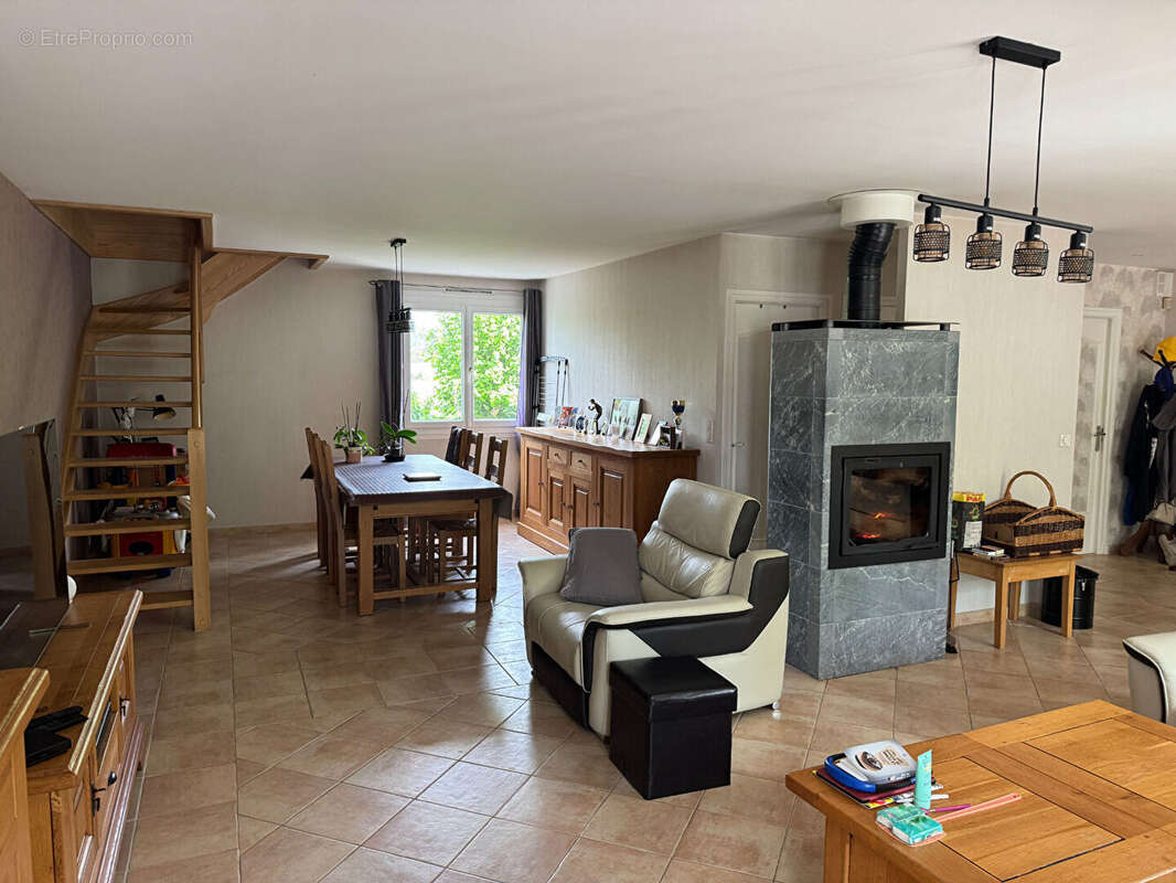 Maison à AVERMES