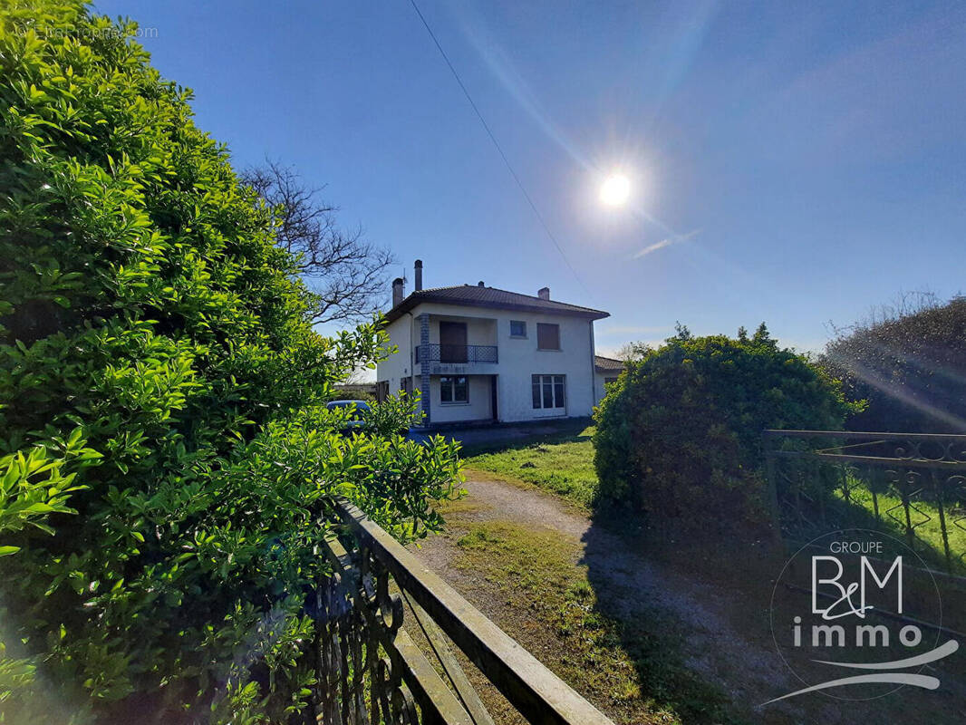 Maison à SAINT-JEAN-DE-MARSACQ