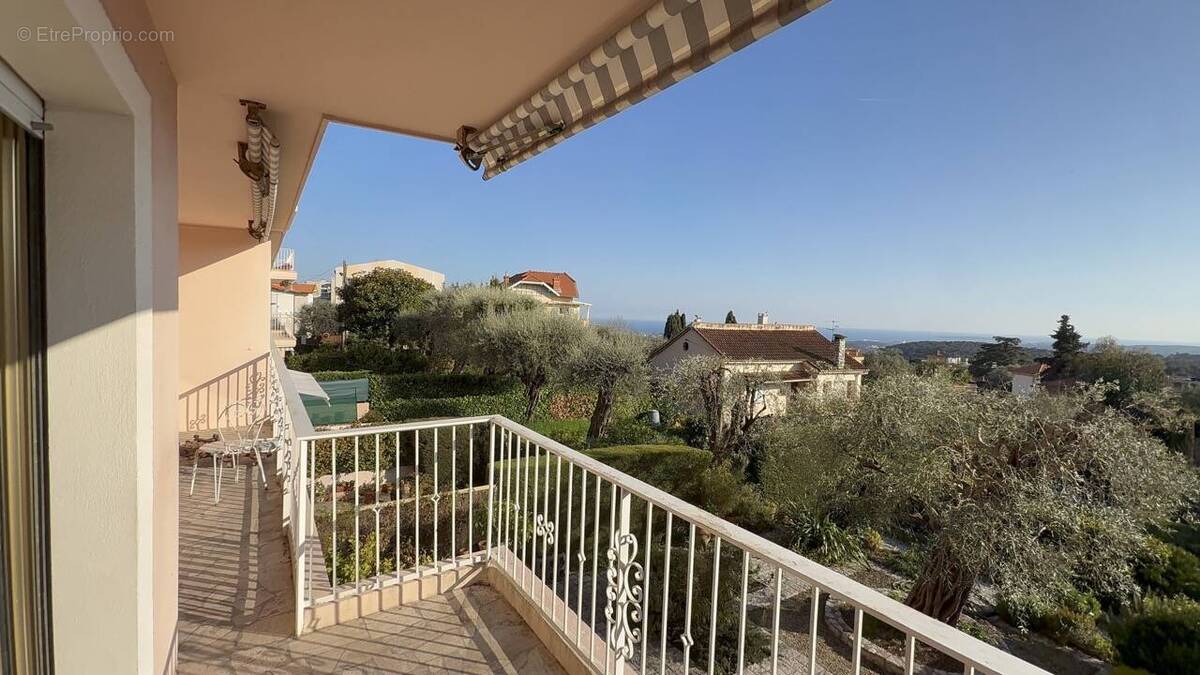 Appartement à VENCE