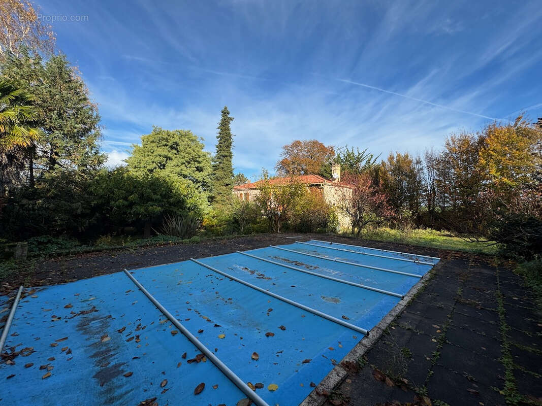 Maison à LA CHAPELLE-THEMER