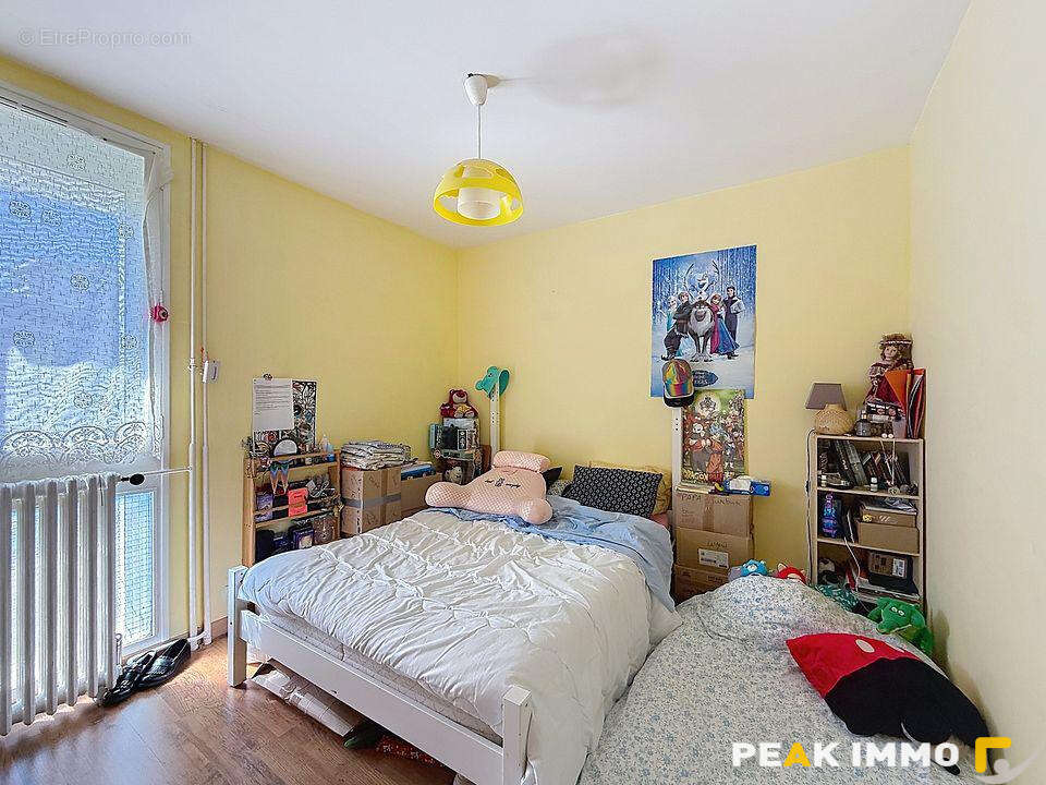 Appartement T4 balcon - 85.22 m2 - ANNECY - photo 7