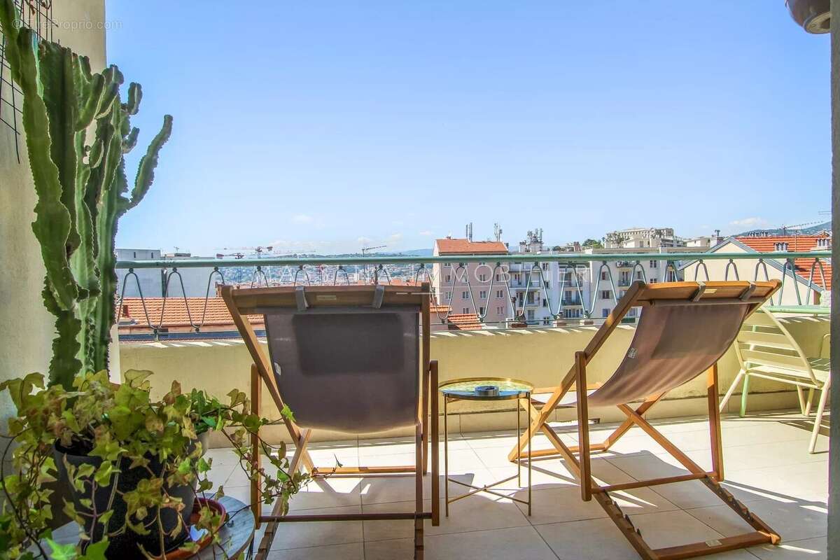 Appartement à NICE