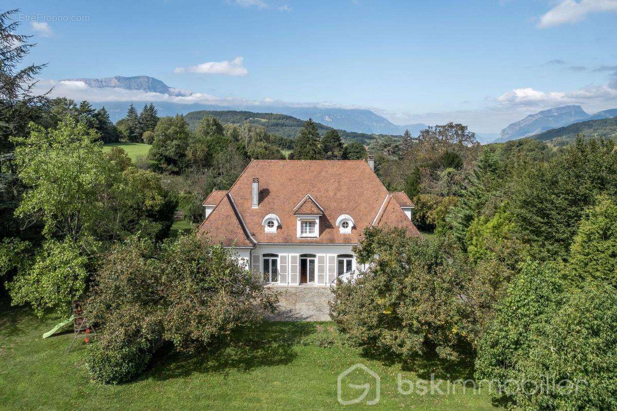 Maison à BRIE-ET-ANGONNES