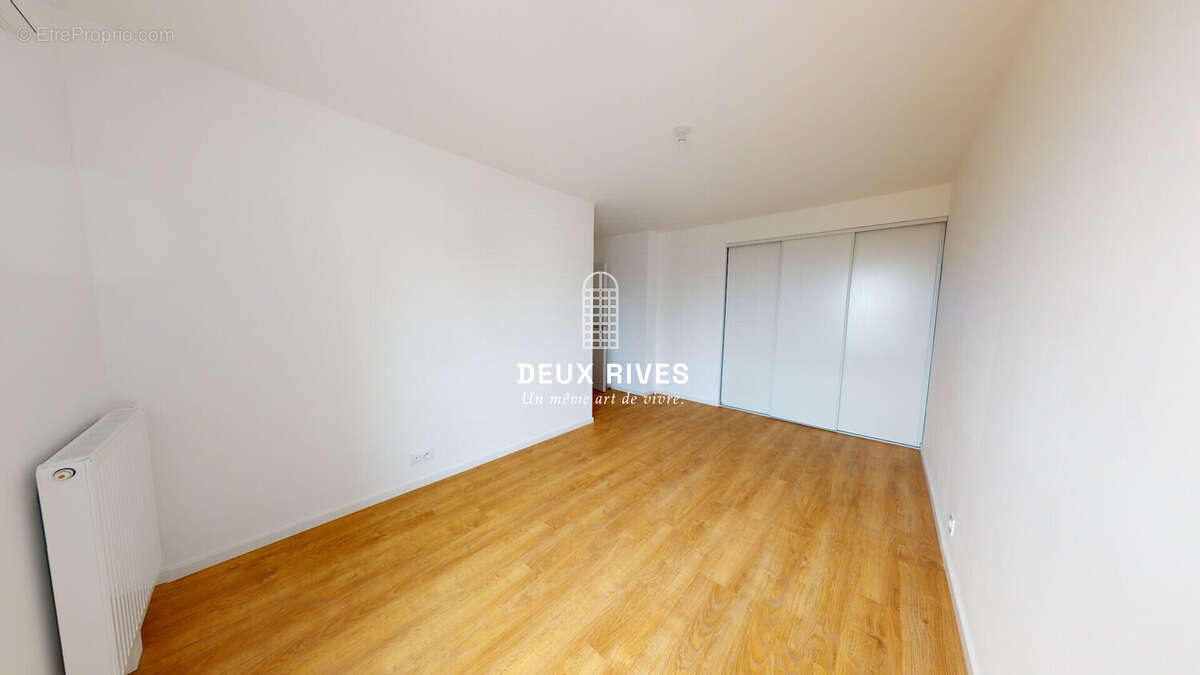 Chambre 3 - Appartement à NANTES