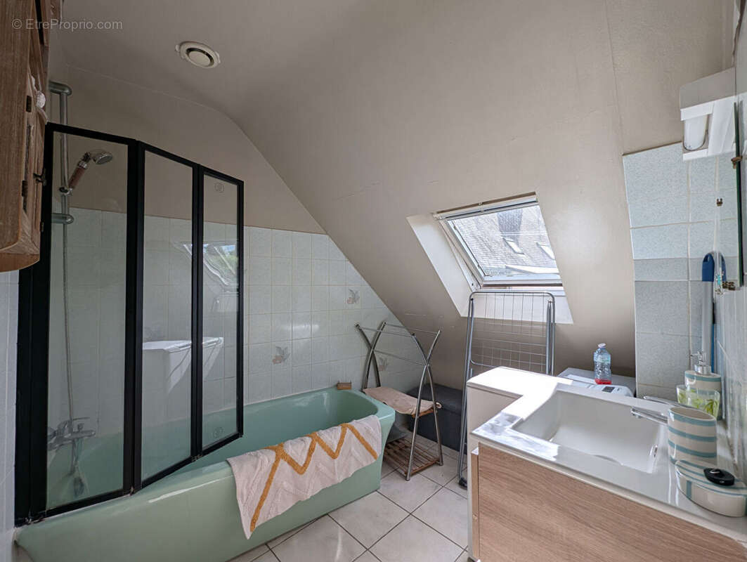 Maison à BAGUER-PICAN