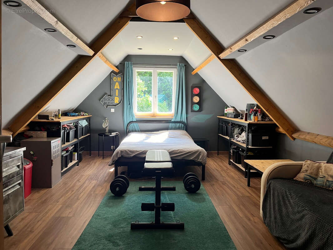 Maison à COUSSAC-BONNEVAL