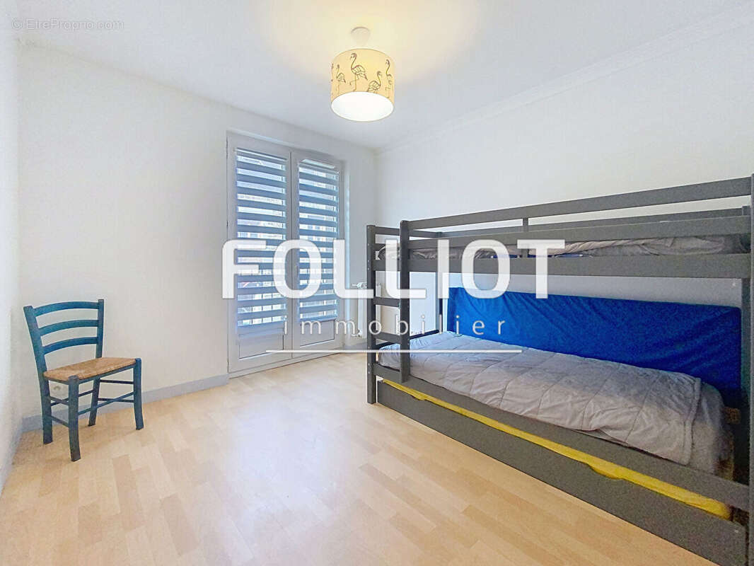 Appartement à FOUGERES