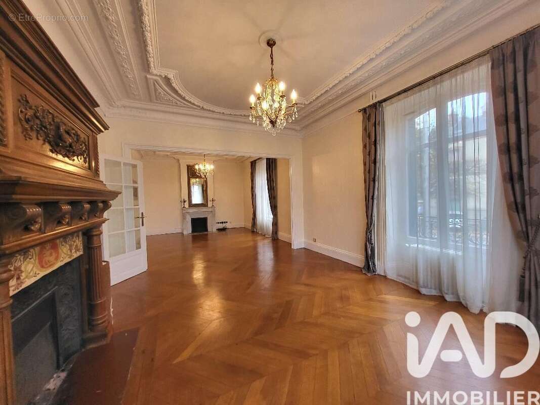 Photo 3 - Maison à MONTEREAU-FAULT-YONNE