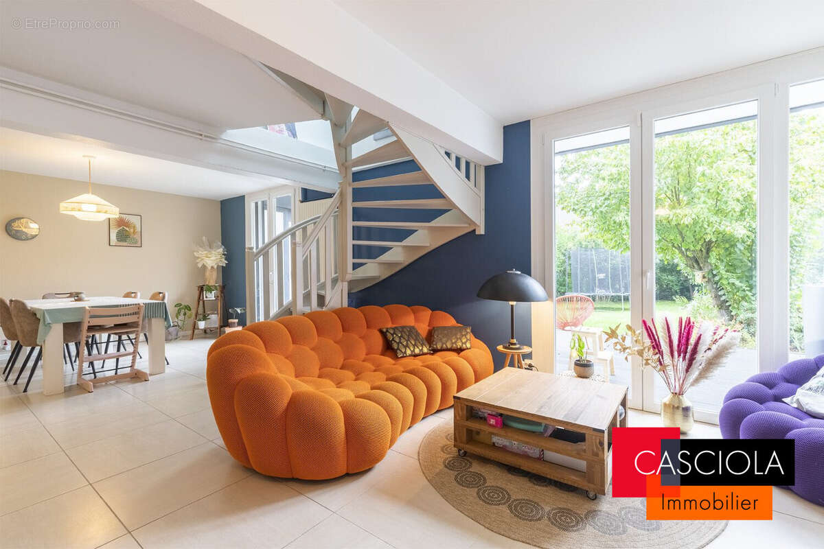 Maison à MONTIGNY-LES-METZ