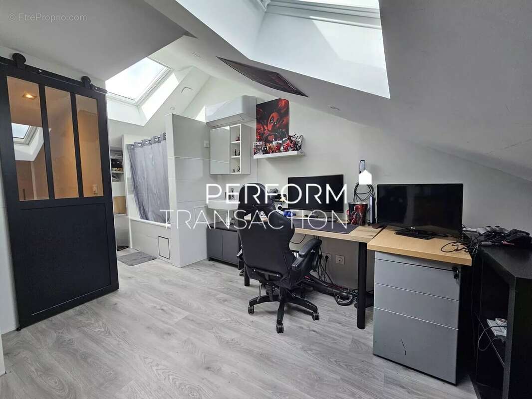 Appartement à RENAGE