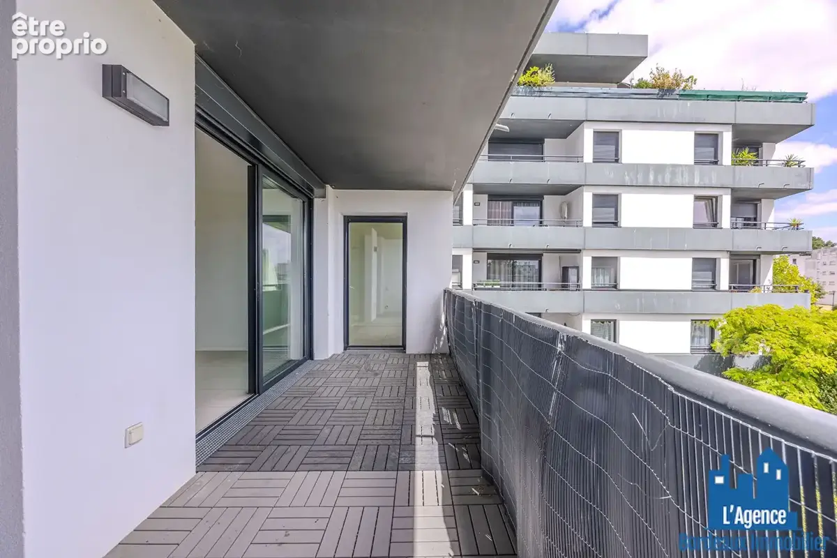 Exclusivité !!!  bruges - appartement type 4 de 86 m² avec terrasse et deux places de parking. michaël vigier  o6 7o 29 94 95. - photo 16