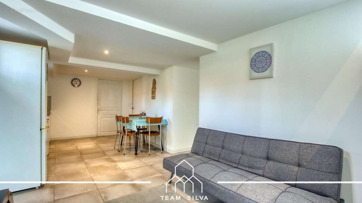 Maison à ROUSSILLON