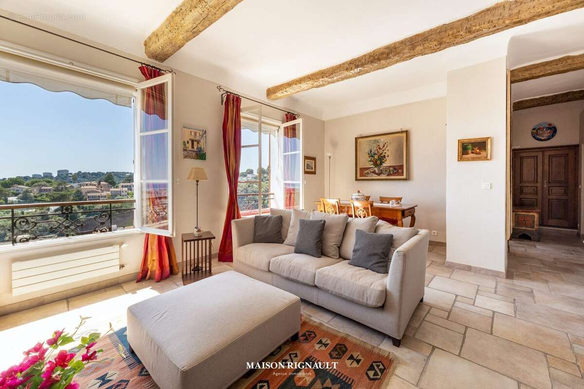 Appartement à CAGNES-SUR-MER