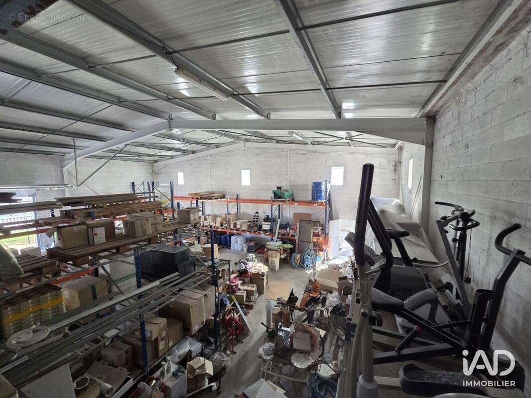 Photo 3 - Commerce à VILLENEUVE-LES-BOULOC