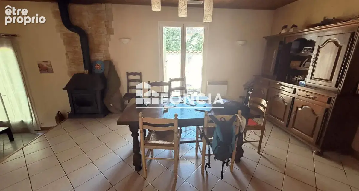Maison À proximité de Prigonrieux et Pineuilh, découvrez cette maison familiale de plain-pied de 145 m² au fort potentiel, offra - photo 4