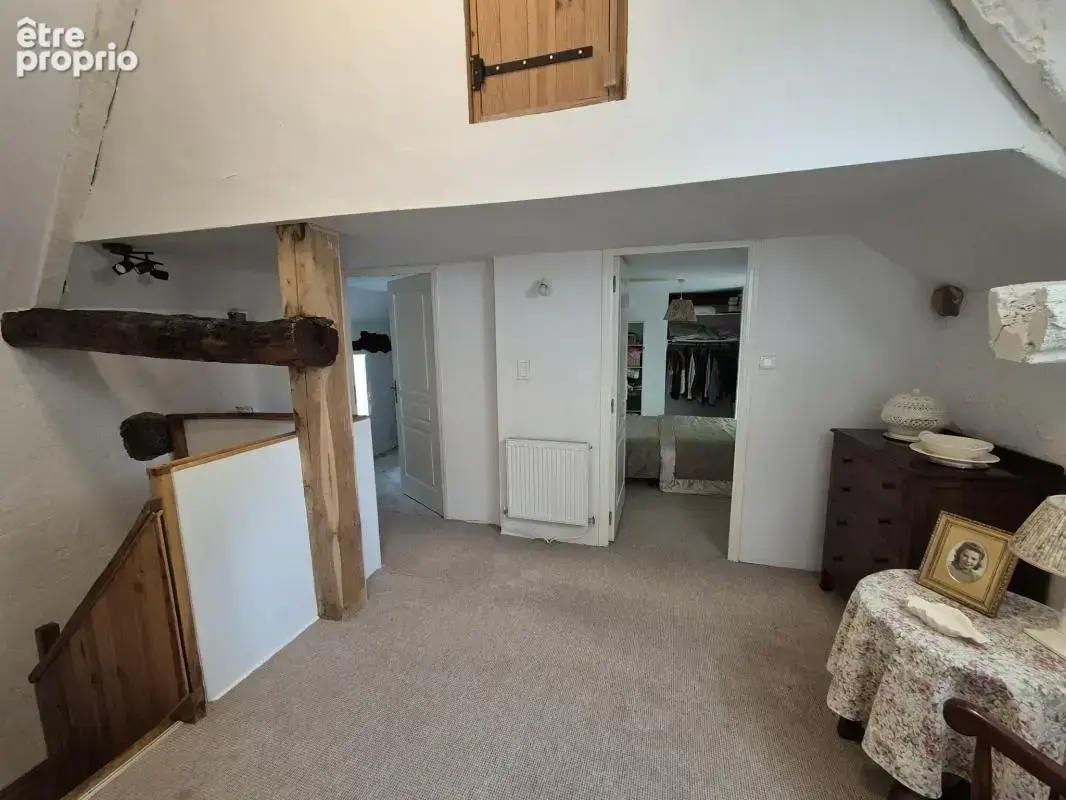 ncien Presbytère de Charme avec beaux volumes et terrain att - photo 10