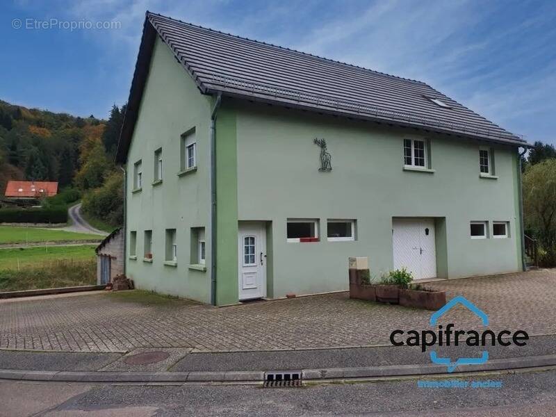 Maison à REYERSVILLER