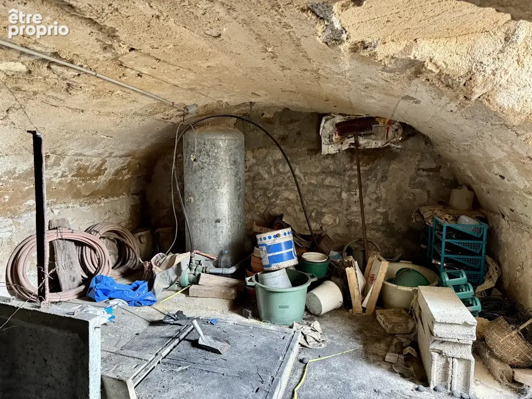 Quarré-les-tombes   maison avec dépendances et terrain - photo 20
