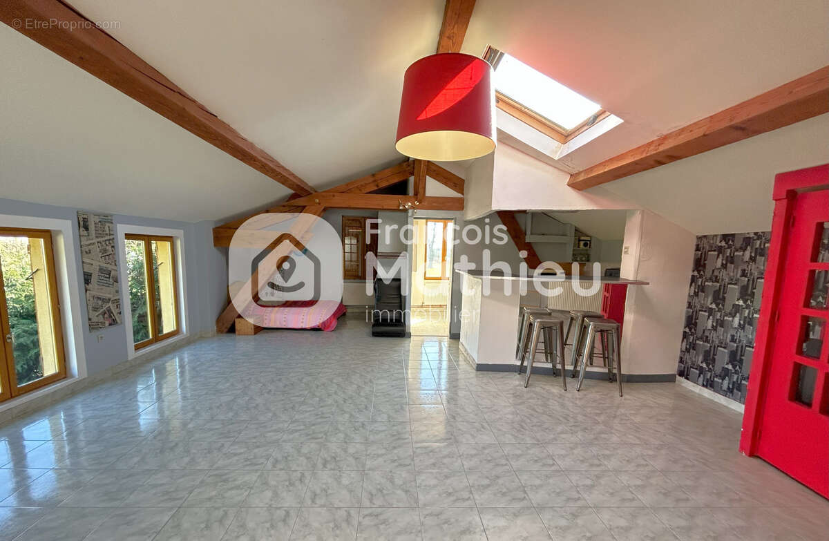 Maison à SAINT-TRIVIER-SUR-MOIGNANS