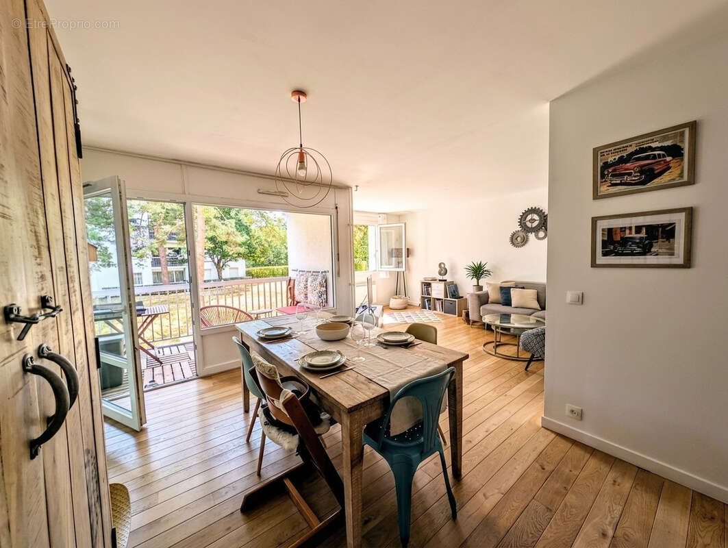 Appartement à SEYNOD