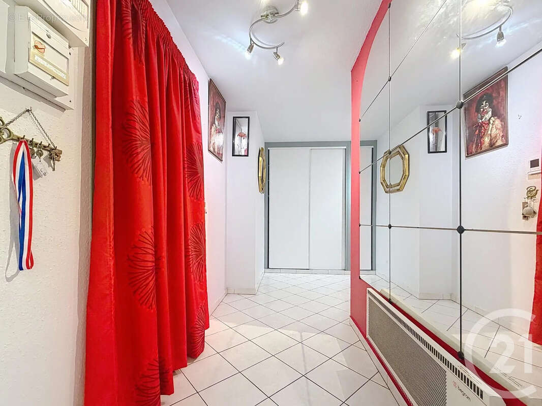 Appartement à SATHONAY-CAMP