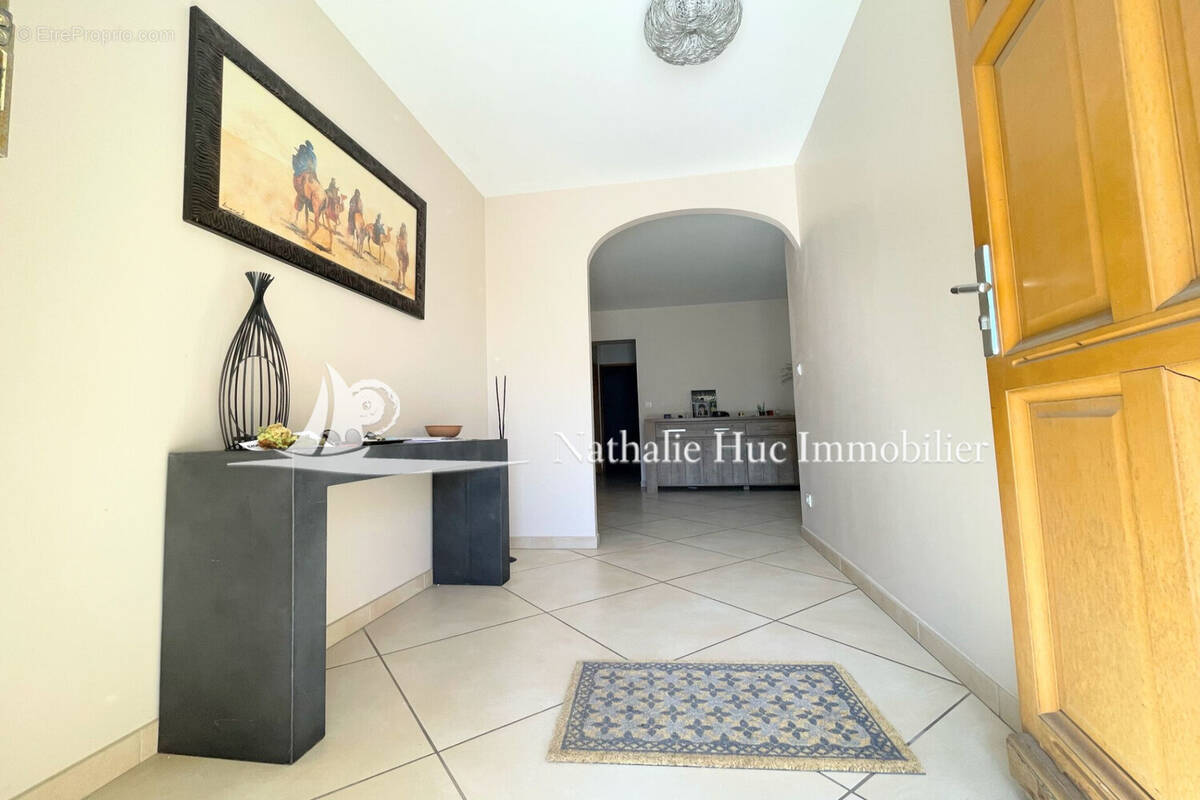 Maison 145 m² à Perpignan  - photo 2