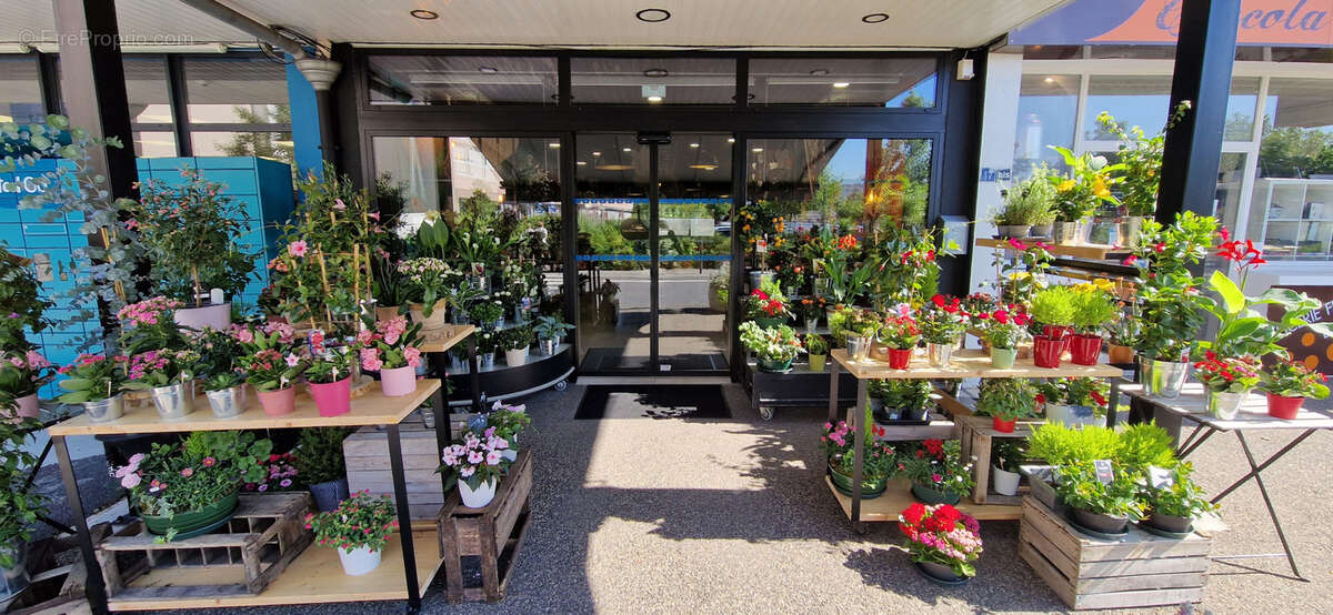 Commerce à COURNON-D&#039;AUVERGNE
