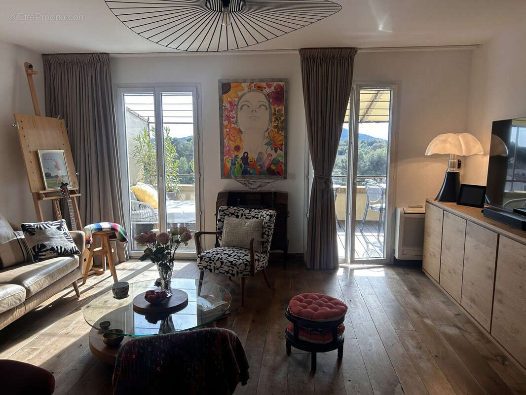 Appartement à MALLEMORT