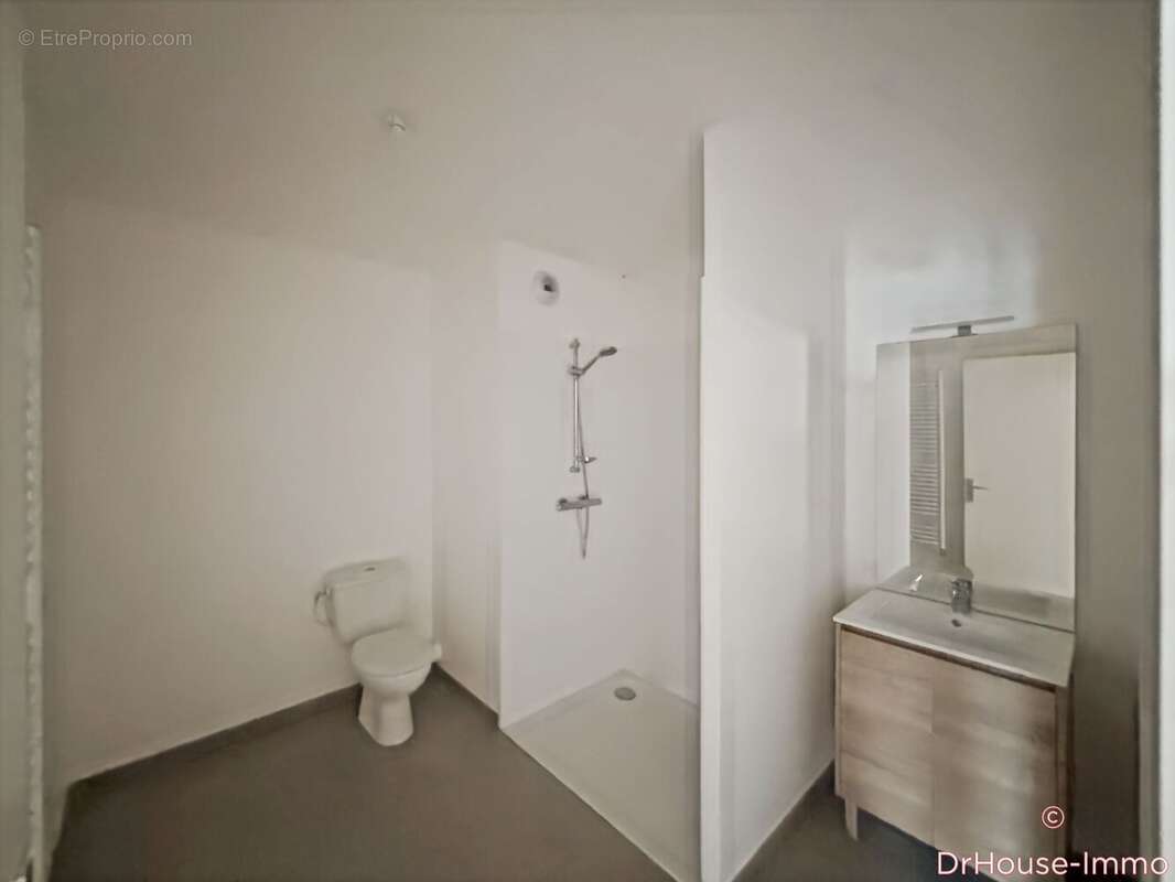 Appartement 62 m² à Merignac  - photo 20