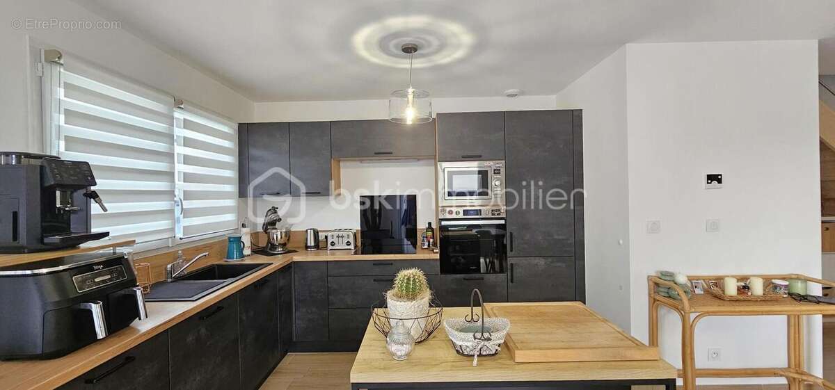 Maison à PONT-L&#039;EVEQUE