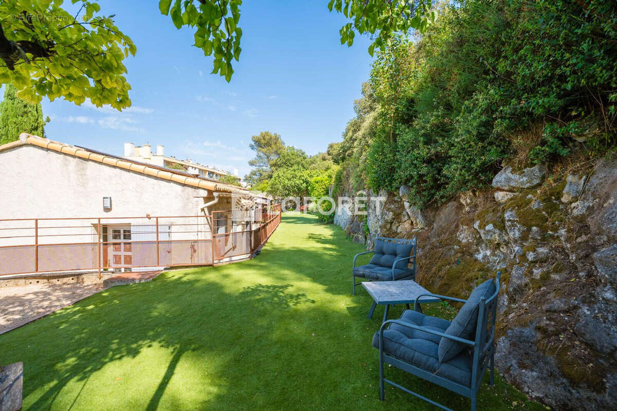 Maison à LA PENNE-SUR-HUVEAUNE