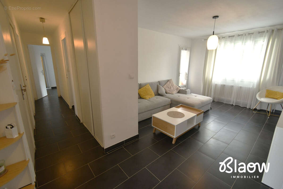 Appartement à PONT-DE-CHERUY