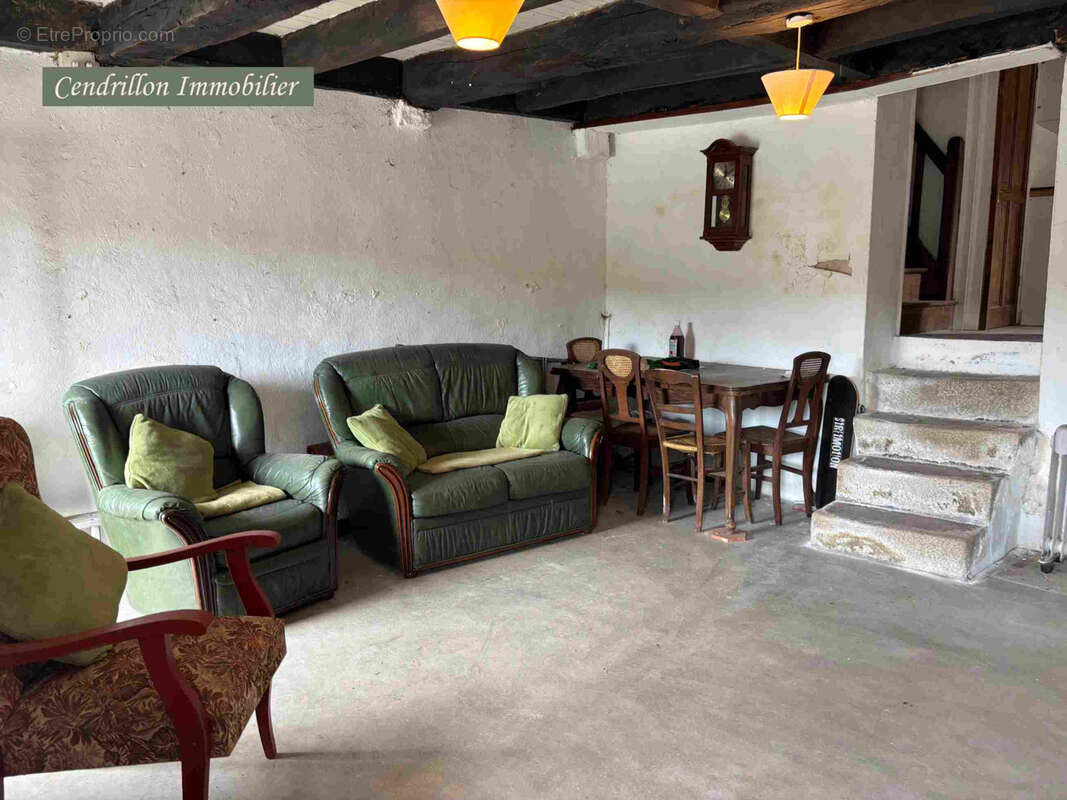 Projet rénovation ! Maison indépendante 70m2 habitables, en pierre avec terrain, près du Lac de Vassivière. - photo 7