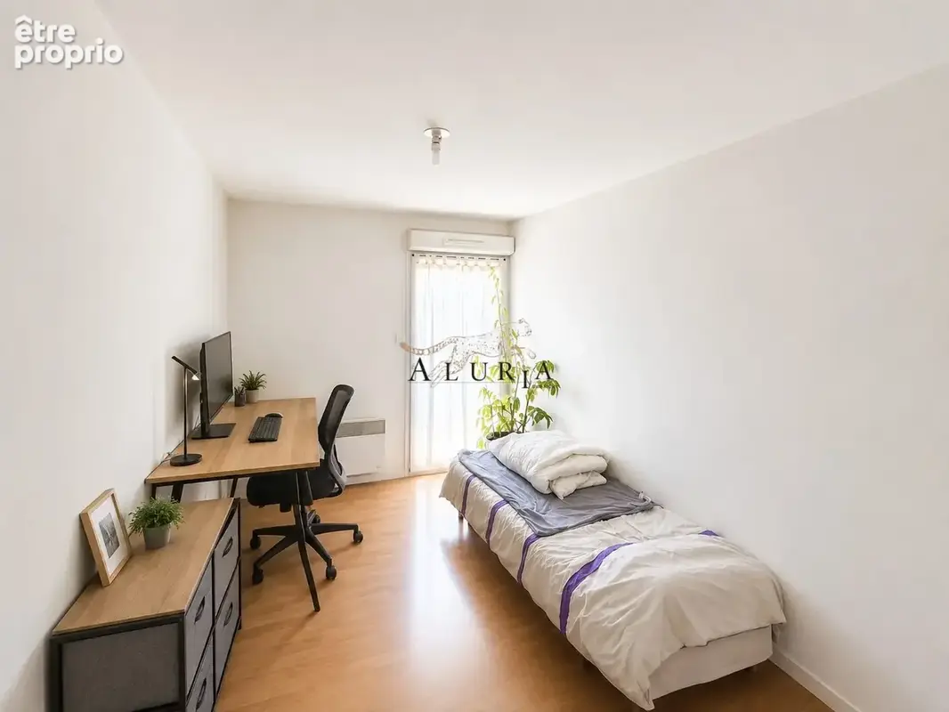 Appartement 61 m² à Tours  - photo 4