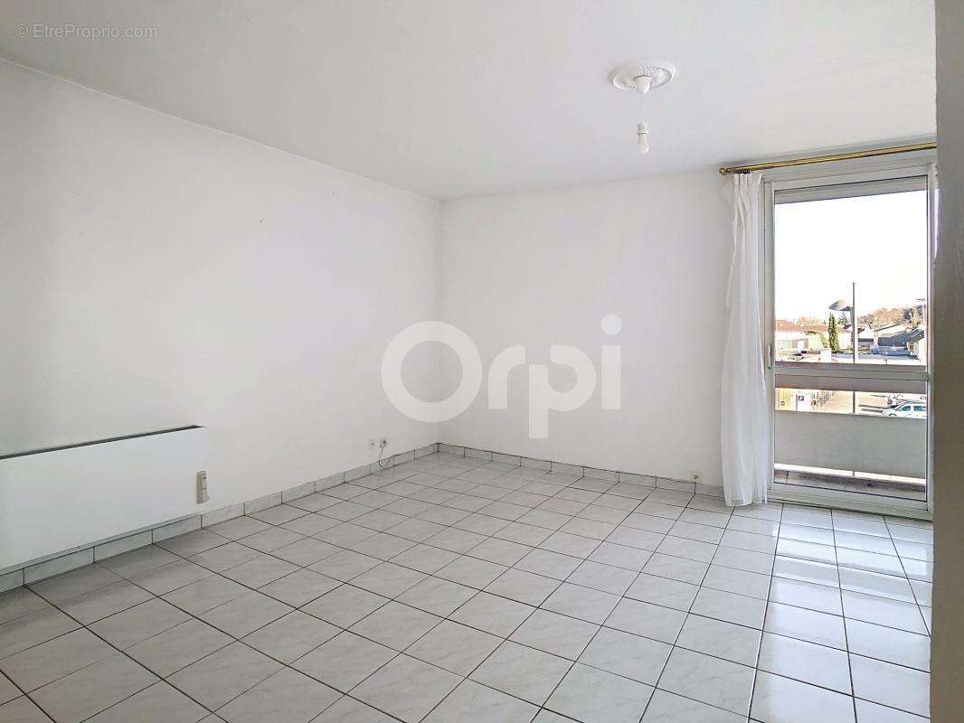Appartement à TERRASSON-LAVILLEDIEU